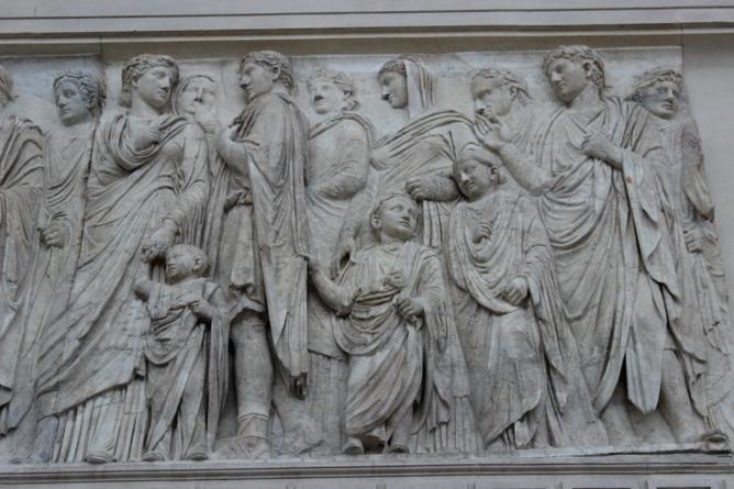 Ara Pacis Augustae (Altar of Augustean Peace), south face: processional frieze showing members of the imperial household, 13–9 BCE.