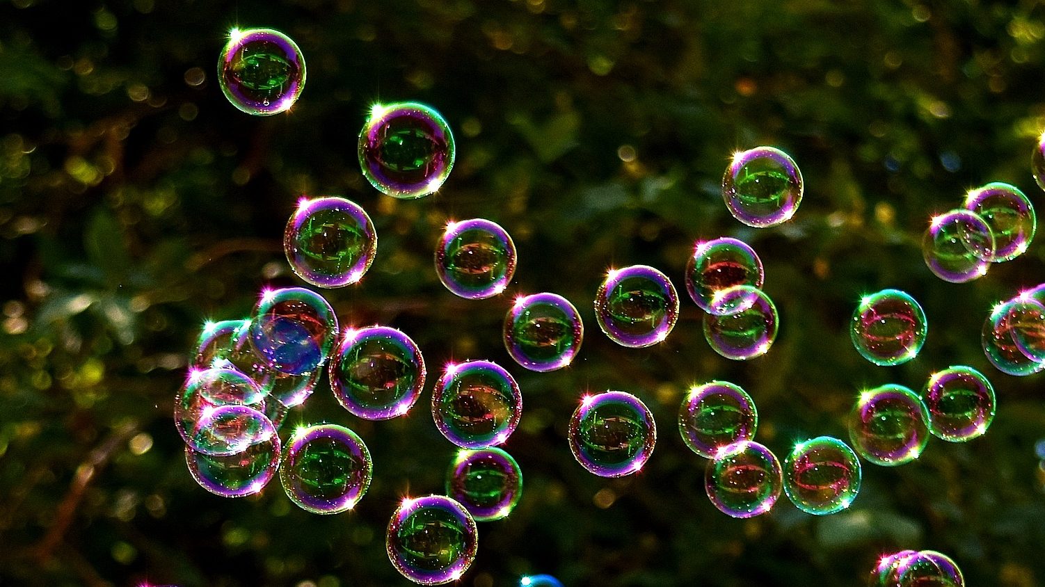 soap-bubbles-2417436_1920-e1593186009893